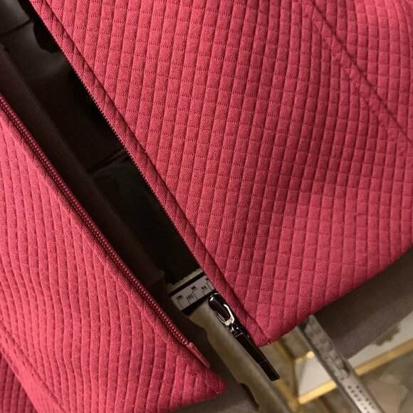 EAST 5TH. Size 18T Tall. Long Sleeve Lined Embossed. Zip at Wrist. WTC - Picture 4 of 8